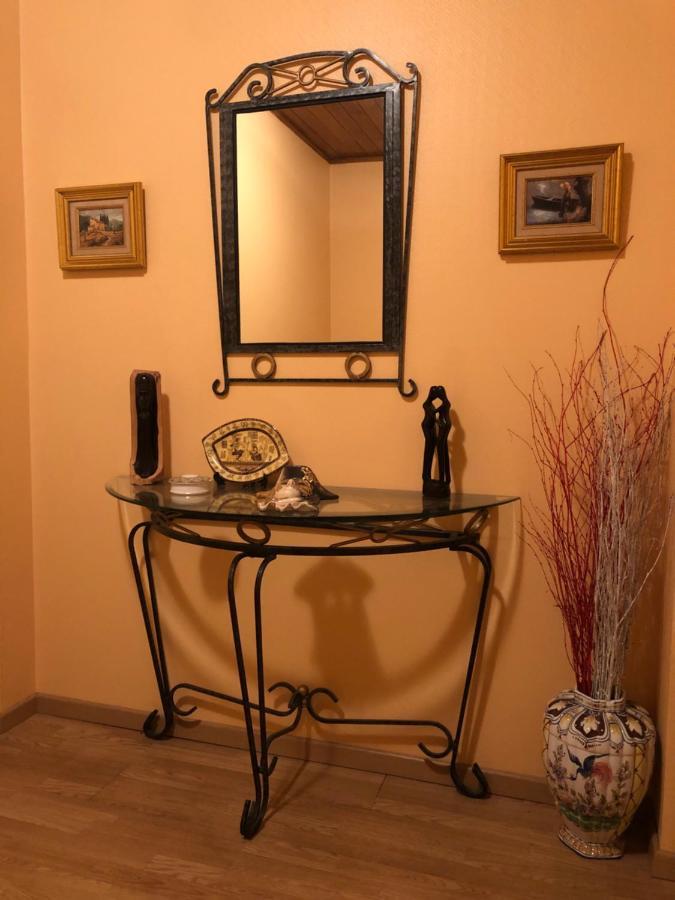 Bed and Breakfast Le Cedre Bleu Grosrouvre Екстер'єр фото